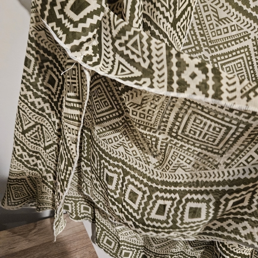 Green Aztec sheer open Front Lightweight Kimono Cover Up NWOT - Picture 5 of 9